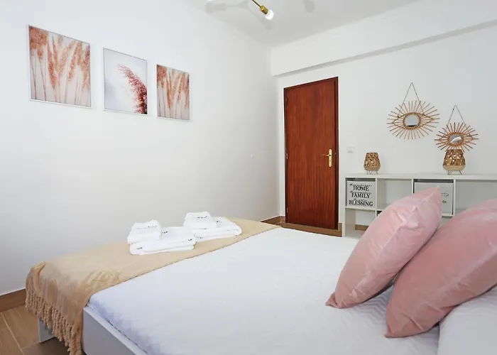 B66 - Quinta Amparo Appartement *