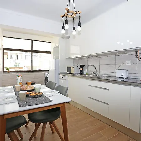 B66 - Quinta Amparo アパート *