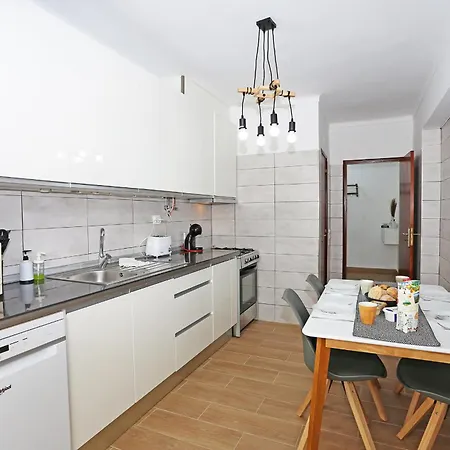 B66 - Quinta Amparo ポルティマン