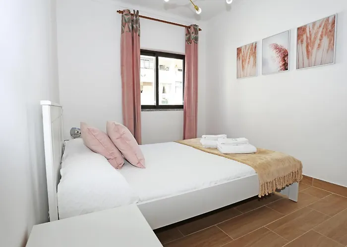 B66 - Quinta Amparo * Portimao